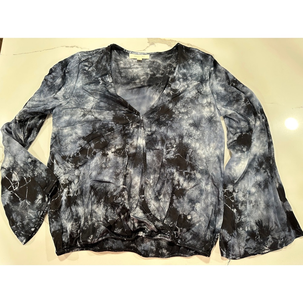 River + Sky Cersei Tie Dye Satin Faux Wrap Blouse Bell Sleeve Grey Black M